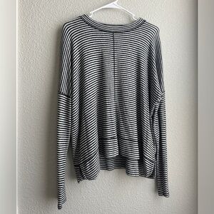 LUCKY BRAND LONG SLEEVE KNIT TOP